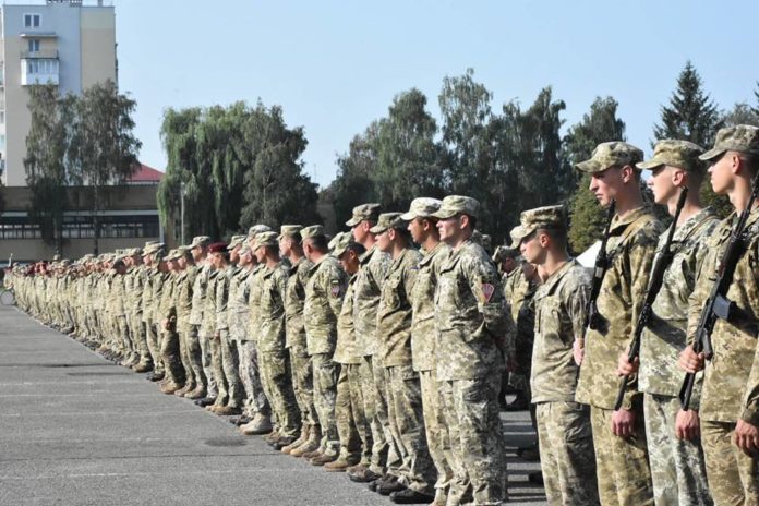 На Львівщині вшанували пам’ять загиблих десантників (фото) На Львівщині вшанували пам’ять загиблих десантників (фото)
