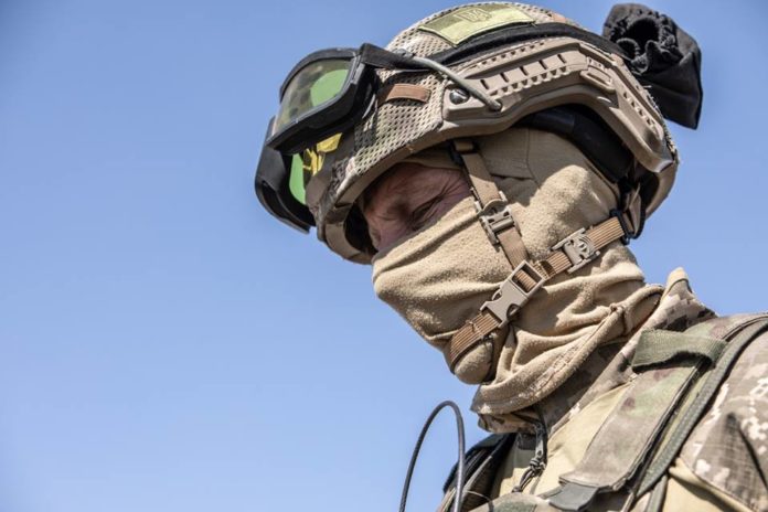 Як проходять навчання десантників «Маруновий берет-2018» (фото) Як проходять навчання десантників «Маруновий берет-2018» (фото)