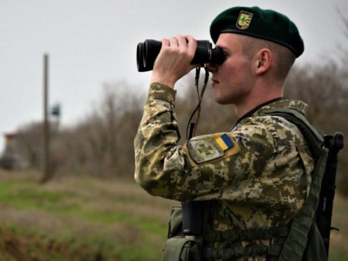 На кордоні із Польщею затримали двох громадян Сирії без документів На кордоні із Польщею затримали двох громадян Сирії без документів