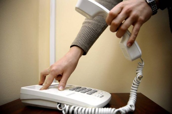 Франція повністю відмовляється від стаціонарних телефонів Франція повністю відмовляється від стаціонарних телефонів