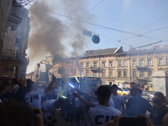 Суд у справі активіста С14 та смерть Кобзона. Головне за день Суд у справі активіста С14 та смерть Кобзона. Головне за день