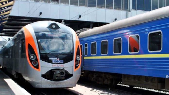 Потяг «чотирьох столиць» планують продовжити до Таллінна Потяг «чотирьох столиць» планують продовжити до Таллінна