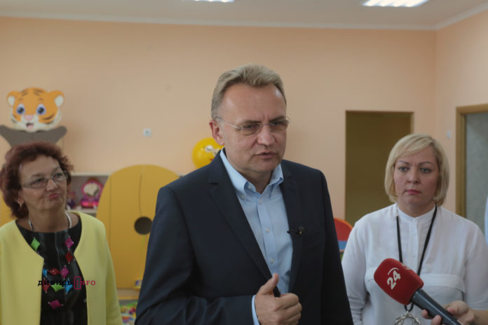 8 шкіл у Львові отримають мультиборди 8 шкіл у Львові отримають мультиборди