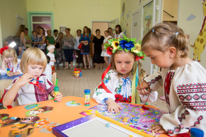 На Львівщині відкрили ще один дитячий садок (фото) На Львівщині відкрили ще один дитячий садок (фото)