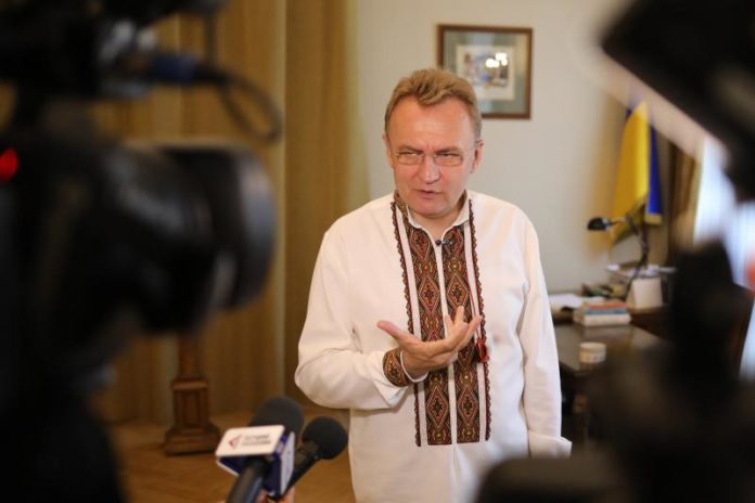 Садовий розповів, скільки зараз Львів платить за вивіз сміття на полігони Садовий розповів, скільки зараз Львів платить за вивіз сміття на полігони