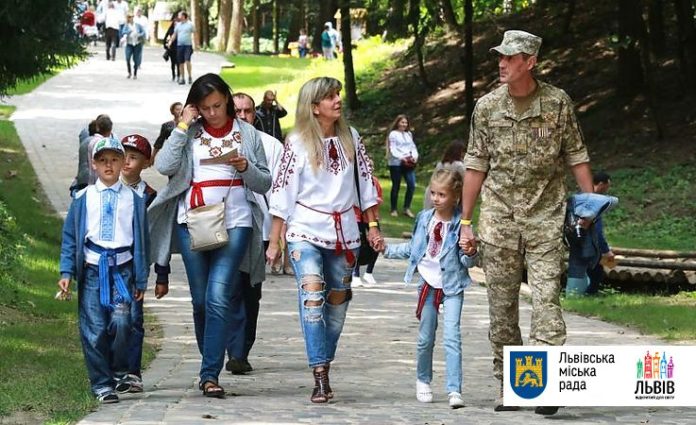 У бюджеті Львова передбачено 110 мільйонів гривень для учасників АТО і членів їхніх сімей У бюджеті Львова передбачено 110 мільйонів гривень для учасників АТО і членів їхніх сімей