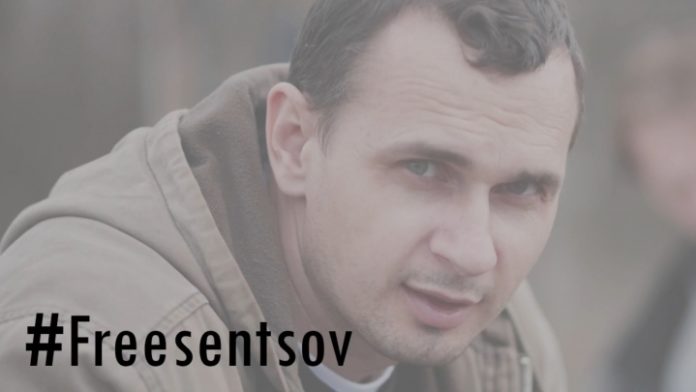 Завтра львів’яни передадуть листи на підтримку Олега Сенцова до консульства РФ Завтра львів’яни передадуть листи на підтримку Олега Сенцова до консульства РФ