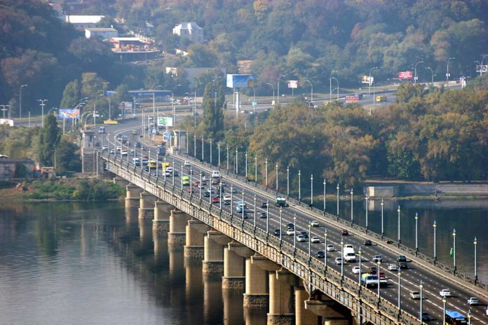 Кожен третій міст в Україні потребує негайного ремонту Кожен третій міст в Україні потребує негайного ремонту