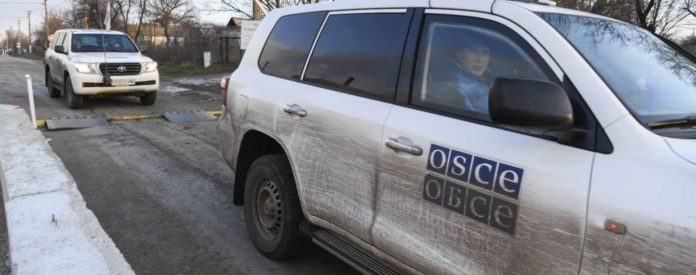 Біля кордону з РФ помітили колону вантажівок, – ОБСЄ Біля кордону з РФ помітили колону вантажівок, – ОБСЄ