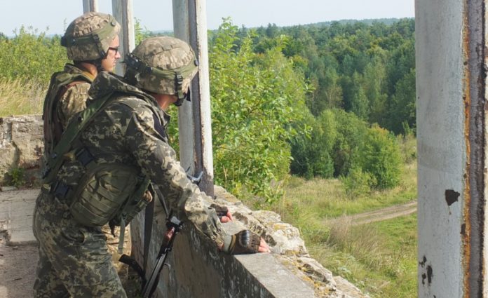 Переддень «широкомасштабного вторгнення»: на Львівщині тривають військові навчання (фото) Переддень «широкомасштабного вторгнення»: на Львівщині тривають військові навчання (фото)