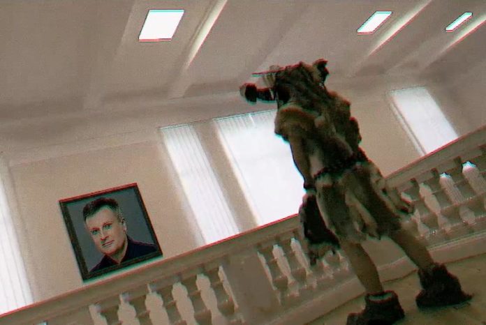 СБУ зняла відео з шаманом в якості відповіді на звинувачення у співпраці з екстрасенсами СБУ зняла відео з шаманом в якості відповіді на звинувачення у співпраці з екстрасенсами