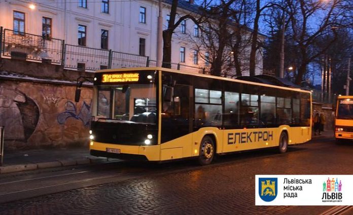Сьогодні на «Арені Львів» відбудеться матч ФК «Львів» — ФК «Карпати»: роботу громадського транспорту підсилять додатковими автобусами Сьогодні на «Арені Львів» відбудеться матч ФК «Львів» — ФК «Карпати»: роботу громадського транспорту підсилять додатковими автобусами