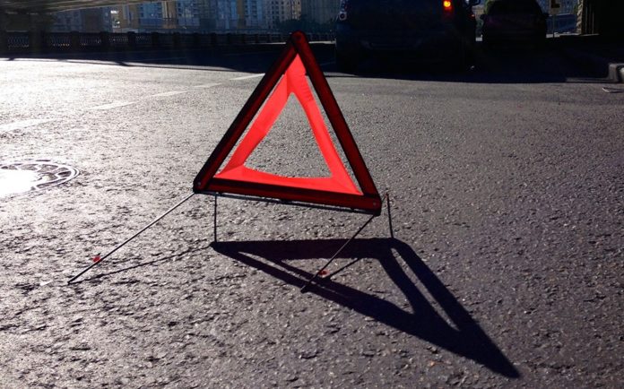 На дорозі Львів – Рава-Руська водій збив пішохода та втік з місця ДТП На дорозі Львів – Рава-Руська водій збив пішохода та втік з місця ДТП