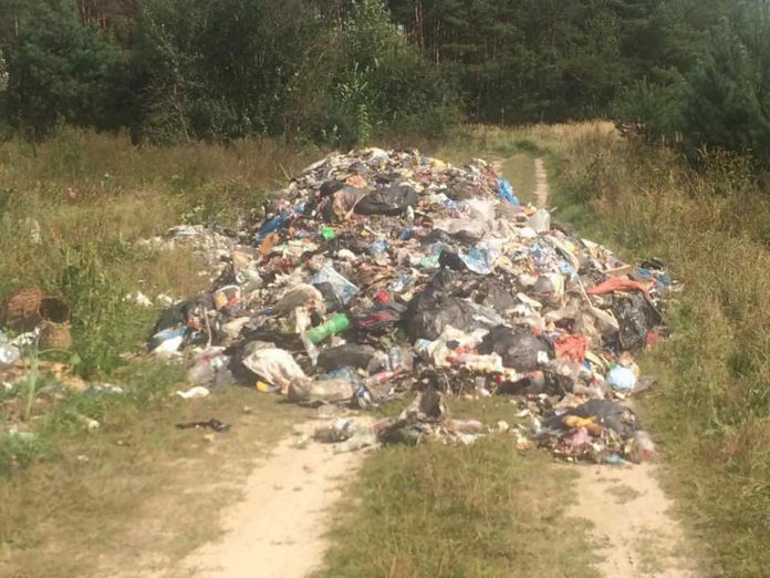 «Львівське» сміття на Жовківщині: відкрито кримінальне провадження «Львівське» сміття на Жовківщині: відкрито кримінальне провадження