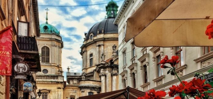 Погода у Львові: завтра буде тепліше та без опадів Погода у Львові: завтра буде тепліше та без опадів