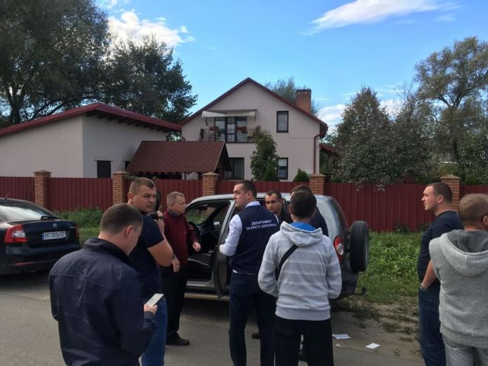 Міський голова Пустомит заявив, що спійманого на хабарі заступника — підставили Міський голова Пустомит заявив, що спійманого на хабарі заступника — підставили