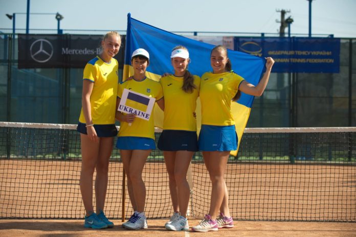 Українські тенісистки перемогли росіянок і вийшли у фінал юніорського Кубку світу Українські тенісистки перемогли росіянок і вийшли у фінал юніорського Кубку світу