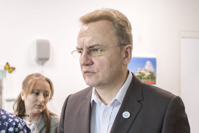 Цього року можуть розпочати ремонтні роботи на площі Двірцевій Цього року можуть розпочати ремонтні роботи на площі Двірцевій
