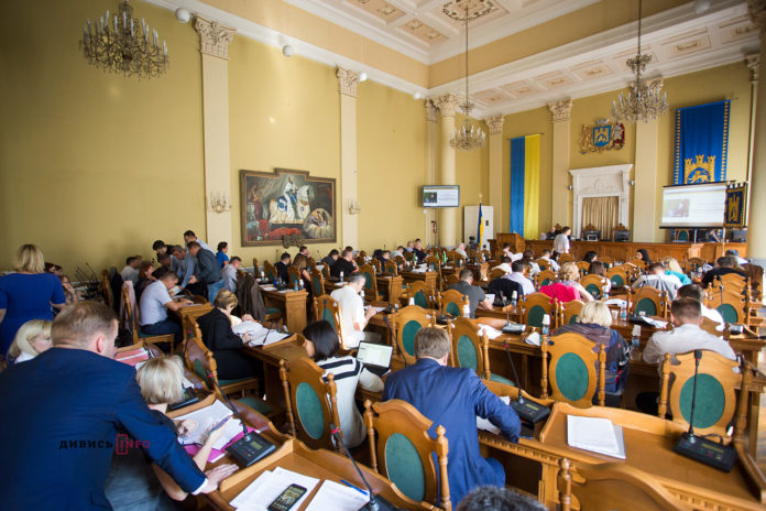 У Львові понад 70 будинків без гарячої води, міськрада готує звернення до уряду У Львові понад 70 будинків без гарячої води, міськрада готує звернення до уряду