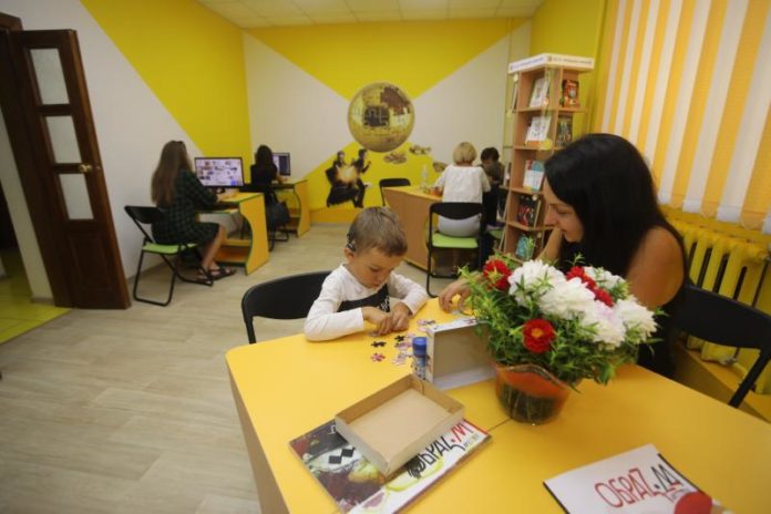 У Львові відкрили сучасну бібліотеку з інтерактивними зонами У Львові відкрили сучасну бібліотеку з інтерактивними зонами