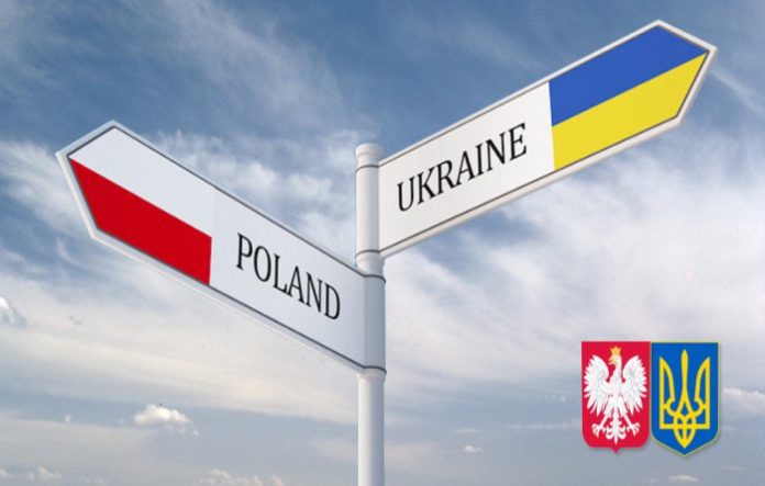 У Польщі заявили про «конфлікт ідентичностi» з Україною У Польщі заявили про «конфлікт ідентичностi» з Україною