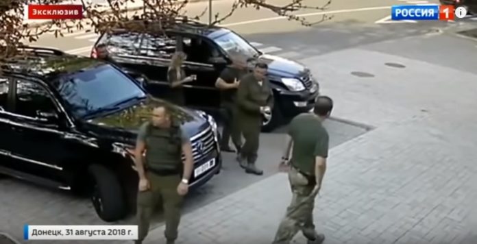 З’явилося відео моменту підриву Захарченка у кафе «Сепар» З’явилося відео моменту підриву Захарченка у кафе «Сепар»