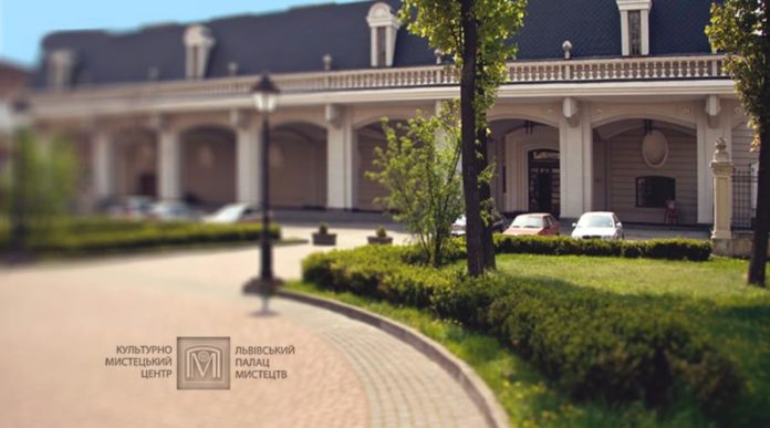У Львівському палаці мистецтв підготували виставку «Червоний терор. Пам’ятаємо» У Львівському палаці мистецтв підготували виставку «Червоний терор. Пам’ятаємо»