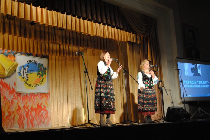 У Городку стартував фестиваль-конкурс “Пісні незабутого краю” (фото) У Городку стартував фестиваль-конкурс “Пісні незабутого краю” (фото)