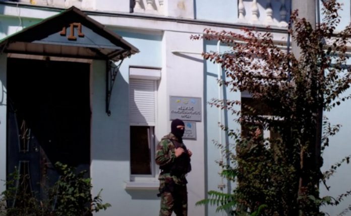 Окупанти в Криму планують забрати майно Меджлісу Окупанти в Криму планують забрати майно Меджлісу