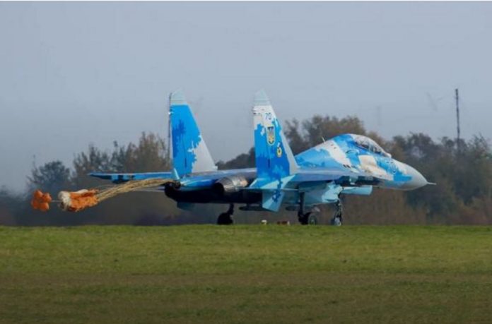 Падіння Су-27: названо ім’я одного з загиблих, військові навчання продовжать Падіння Су-27: названо ім’я одного з загиблих, військові навчання продовжать
