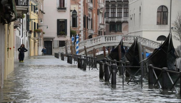 Maltempo: Venezia aspetta super-acqua alta, previsti 150 cm