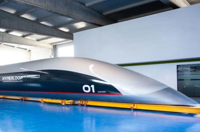 В Іспанії презентували першу пасажирську капсулу Hyperloop В Іспанії презентували першу пасажирську капсулу Hyperloop