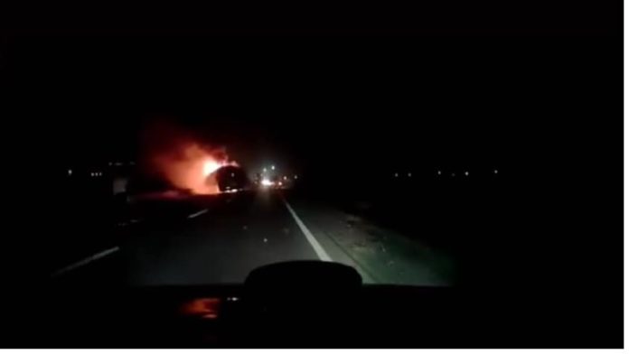 На Львівщині загорівся автобус з туристами (відео) На Львівщині загорівся автобус з туристами (відео)