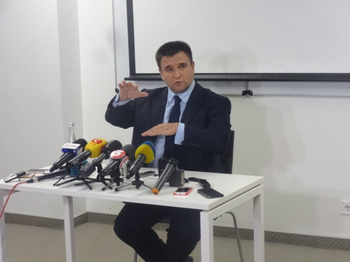 Білборди про «сепаратистів» на Закарпатті – це провокація, – Клімкін у Львові Білборди про «сепаратистів» на Закарпатті – це провокація, – Клімкін у Львові