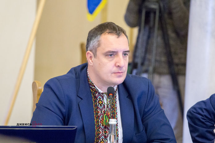 Садовий не покликав Ганущина на свій «Безпековий форум» Садовий не покликав Ганущина на свій «Безпековий форум»