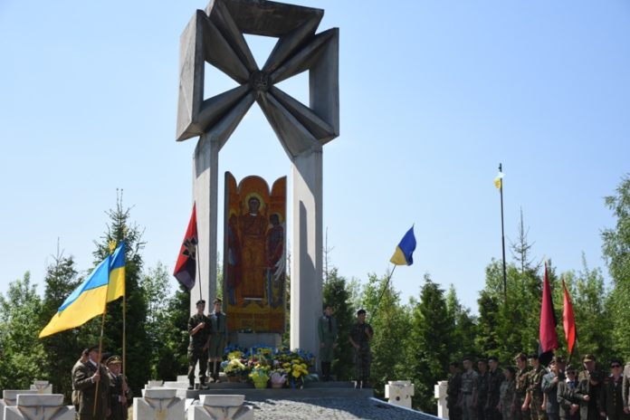 До Дня захисника львів’ян запрошують спробувати патріотичні туристичні маршрути (фото) До Дня захисника львів’ян запрошують спробувати патріотичні туристичні маршрути (фото)
