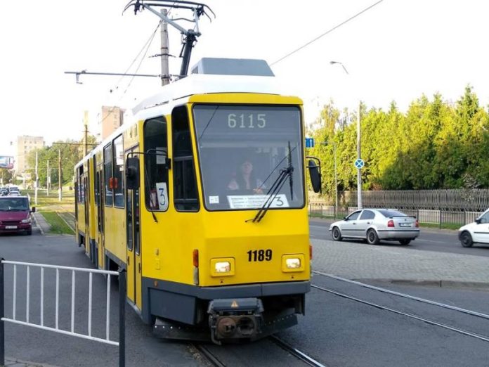 До Львова вже доставлено 26 трамвайних вагонів з Берліна До Львова вже доставлено 26 трамвайних вагонів з Берліна
