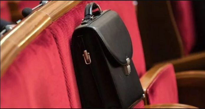 «Хотєлки» на 2,2 трильйона гривень: які правки прийняли депутати до бюджету-2019 «Хотєлки» на 2,2 трильйона гривень: які правки прийняли депутати до бюджету-2019