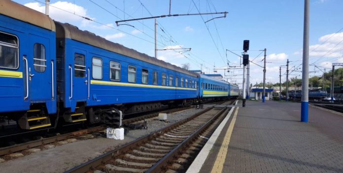 Укрзалізниця на осінні канікули призначила додаткові поїзди Укрзалізниця на осінні канікули призначила додаткові поїзди