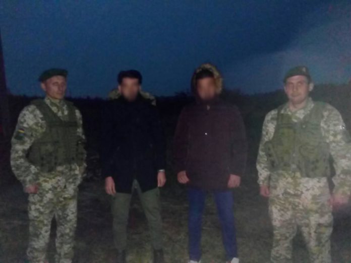 Львівські прикордонники затримали нелегалів з Палестини Львівські прикордонники затримали нелегалів з Палестини