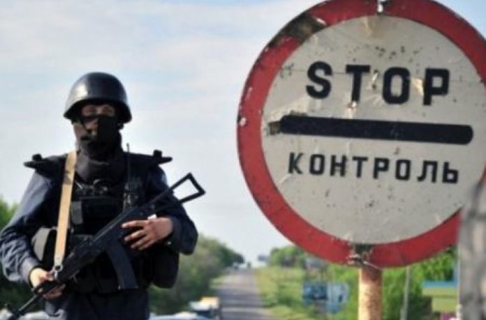 Якщо люди в камуфляжі прийдуть забирати житло – викликайте поліцію, – Міноборони Якщо люди в камуфляжі прийдуть забирати житло – викликайте поліцію, – Міноборони