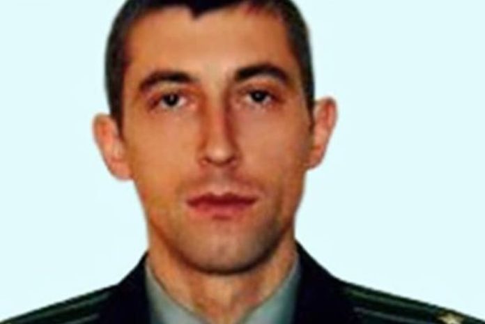 На Хмельниччині поховали прикордонника, якого на Закарпатті збили машиною контрабандисти На Хмельниччині поховали прикордонника, якого на Закарпатті збили машиною контрабандисти