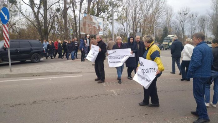 У Львові мешканці перекрили вулицю Богданівську: відома причина (фото) У Львові мешканці перекрили вулицю Богданівську: відома причина (фото)