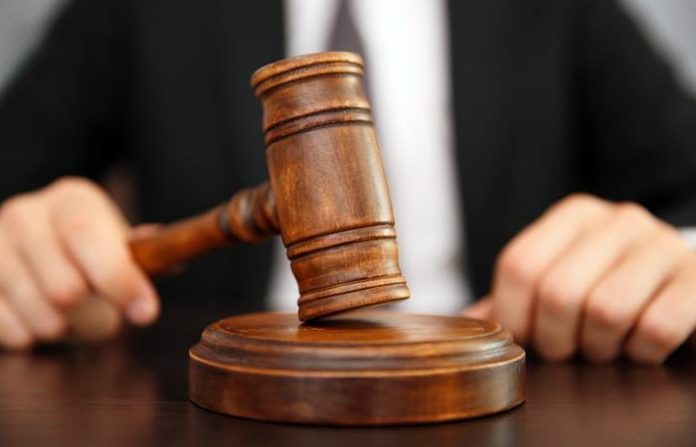 Мешканець Закарпаття у Львові порізав двох знайомих Мешканець Закарпаття у Львові порізав двох знайомих
