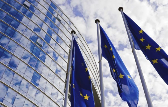 ЄС посилює військову співпрацю та готує 17 нових проектів ЄС посилює військову співпрацю та готує 17 нових проектів