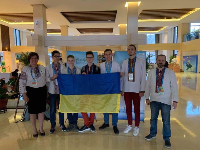 Двоє львів’ян вибороли медалі на Міжнародній олімпіаді з астрономії в Китаї Двоє львів’ян вибороли медалі на Міжнародній олімпіаді з астрономії в Китаї