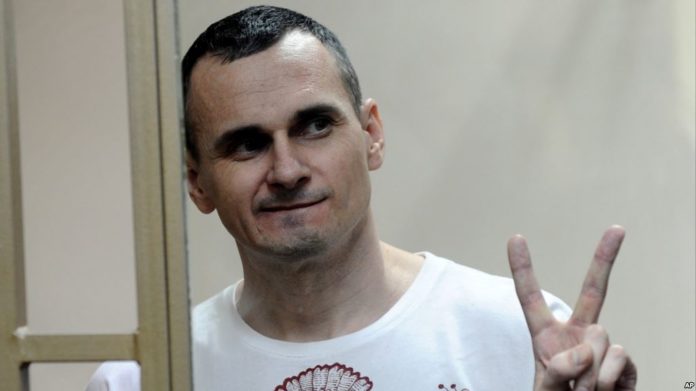 Олега Сенцова відзначили нагородою освітнього проекту Євросоюзу Олега Сенцова відзначили нагородою освітнього проекту Євросоюзу