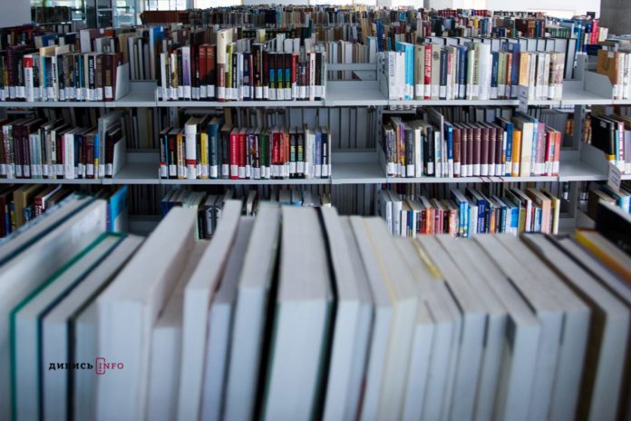 Бібліотечні фонди Львівщини поповнили рекордною кількістю книг Бібліотечні фонди Львівщини поповнили рекордною кількістю книг