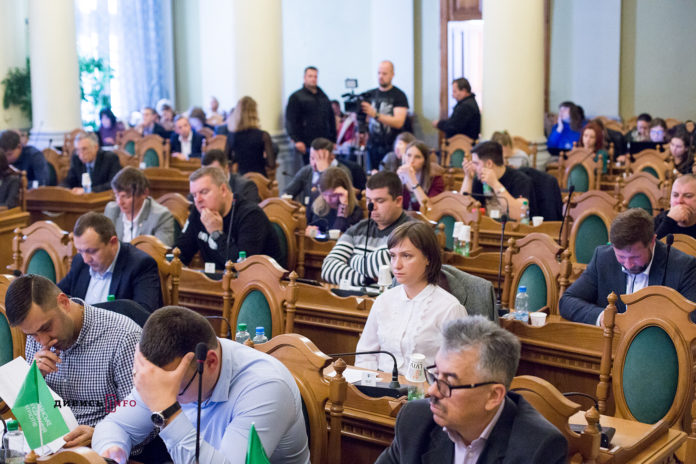 У Львові створять житлово-будівельні кооперативи для атовців, освітян і медиків У Львові створять житлово-будівельні кооперативи для атовців, освітян і медиків