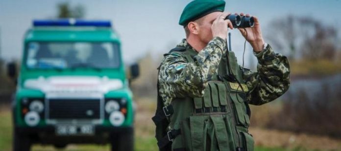 Про нелегала у Раві-Руській прикордонникам повідомив водій маршрутки Про нелегала у Раві-Руській прикордонникам повідомив водій маршрутки